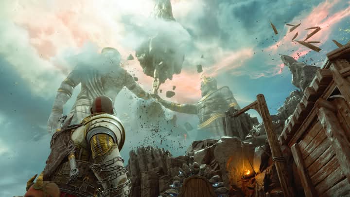 God of War: Ragnarok con historia impresionante y combate brutal.